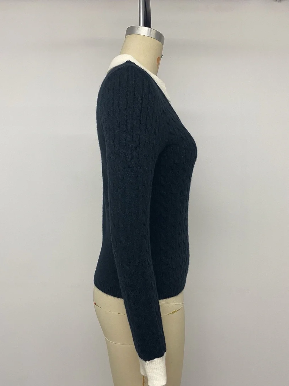 Cable Knit Contrast Collar Sweater